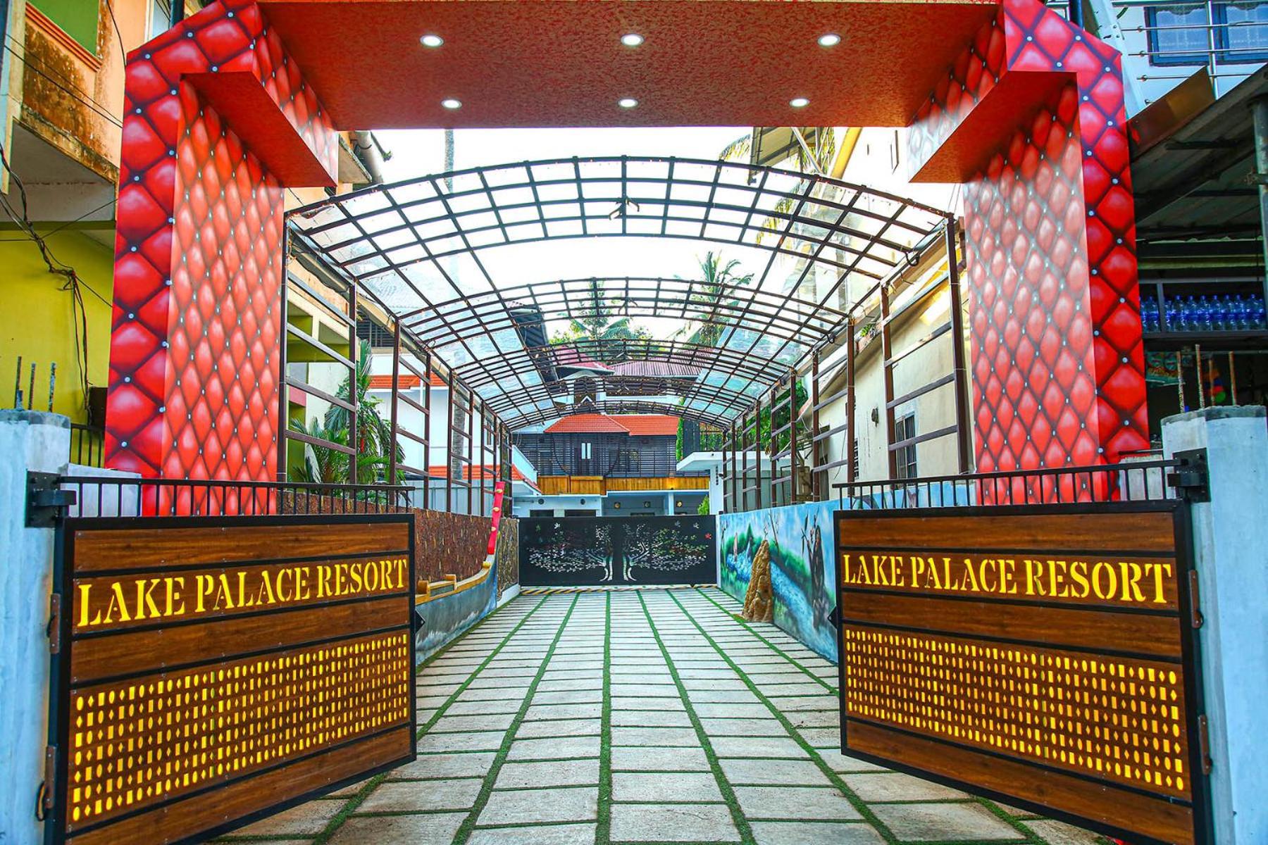 Lake Palace Family Resort Kumarakom Eksteriør bilde