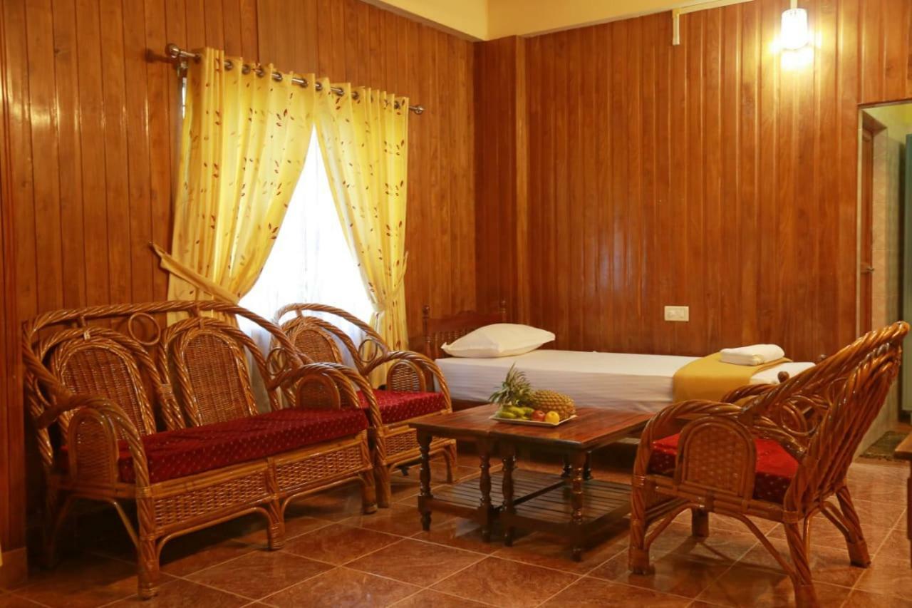 Lake Palace Family Resort Kumarakom Eksteriør bilde